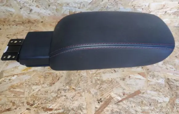 Jeep Compass Armrest 2031563XW1 4GIAA4290 1415305