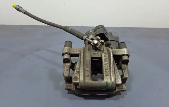 Nissan Atleon Rear brake caliper 5R3615405A