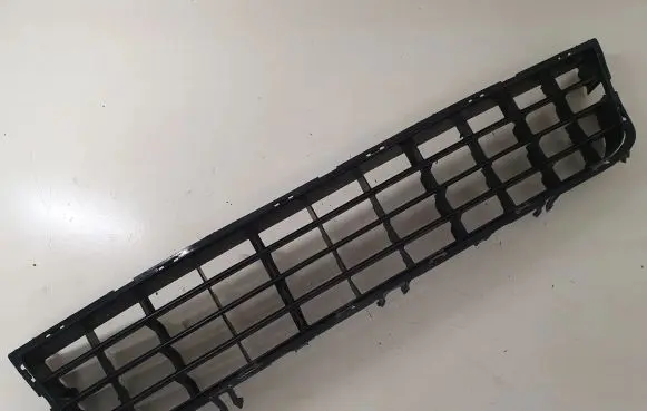 Audi A6 S6 C5 4B Front bumper lower grill 4B0807683L