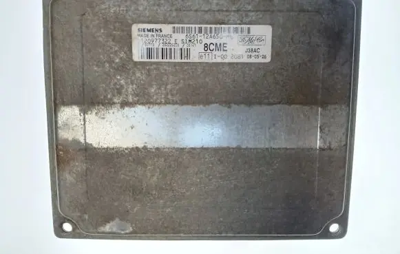 Ford Focus Engine control unit/module 6S6112A650ME 8CME S120977322E