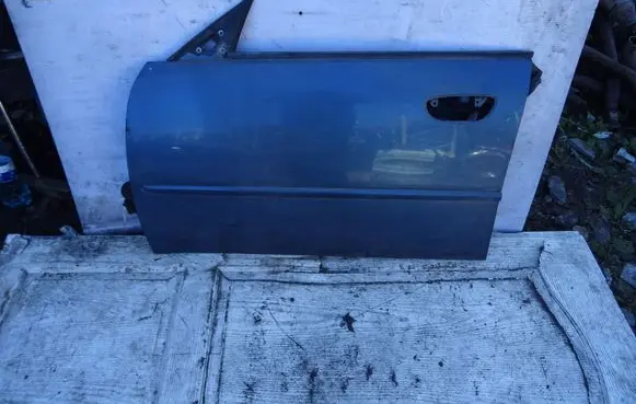 Subaru Legacy Front door