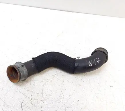 Coolant pipe/hose
