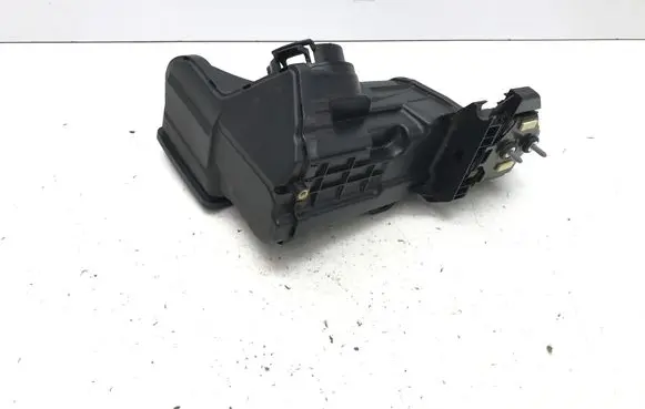 Citroen C5 X Intake resonator 9830363480