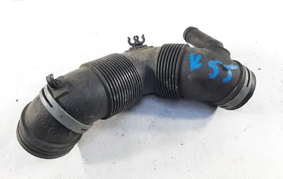 Volkswagen Golf V Air intake hose/pipe 3C0129654M