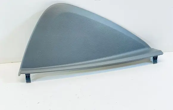 Seat Toledo III (5P) Dashboard side end trim 5P0857035A 5P0857085A