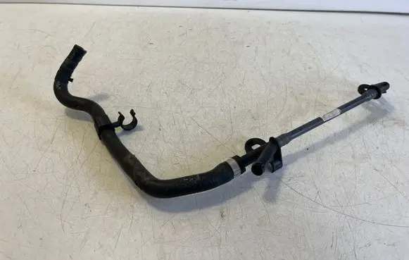 Audi Q2 - Engine coolant pipe/hose 05C121069B