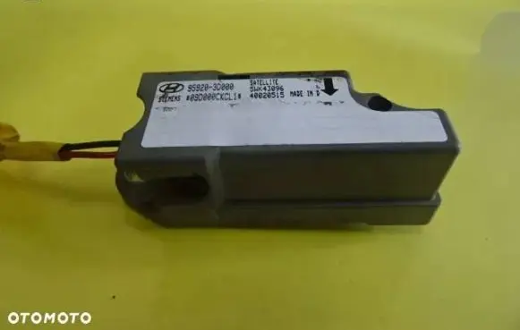 Hyundai Sonata Airbag deployment crash/impact sensor 959203D000 95920-3D000