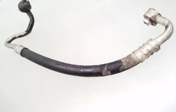 Volkswagen PASSAT B5.5 Air conditioning (A/C) pipe/hose 3B0260704N