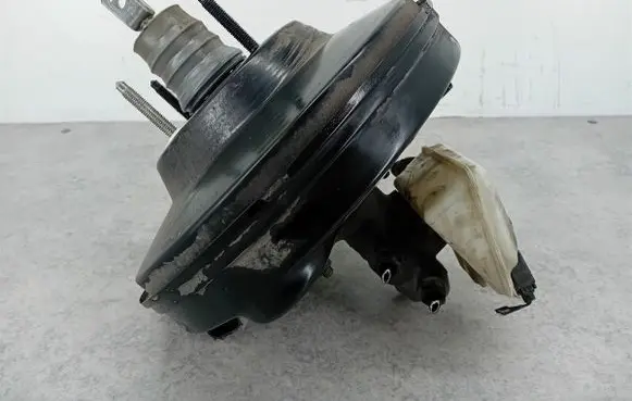 Ford C-MAX II Brake booster AV61-2B195-KF