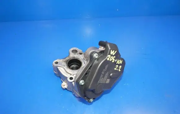 Mercedes-Benz C W205 EGR valve A6511400860 A2C83261000