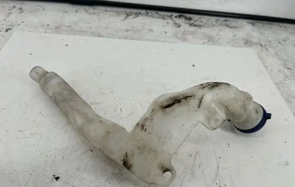 Peugeot 2008 I Window washer liquid tank fill tube 