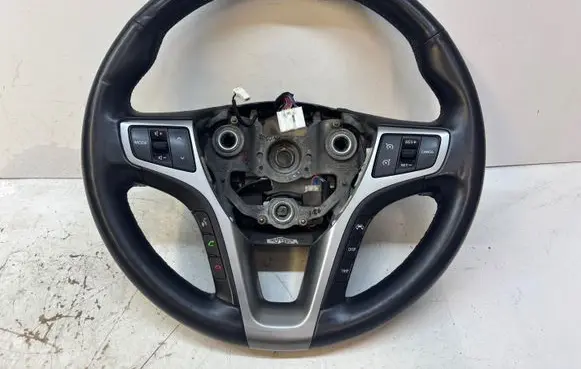 Hyundai i40 Steering wheel 561133Z000 130805228