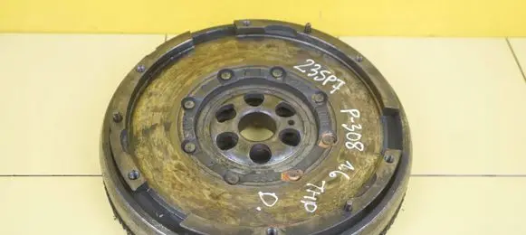Peugeot 308 Dual mass flywheel 9686047180 5FX
