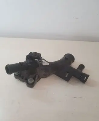 Opel Astra J Thermostat/thermostat housing 25193922