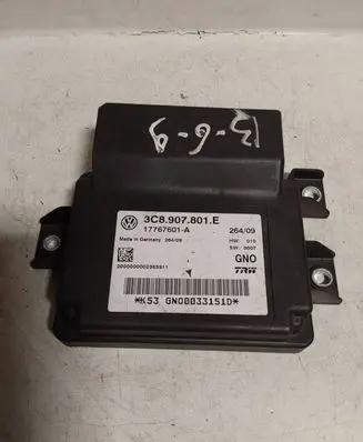 Volkswagen PASSAT B6 Hand brake control module 3C8907801E