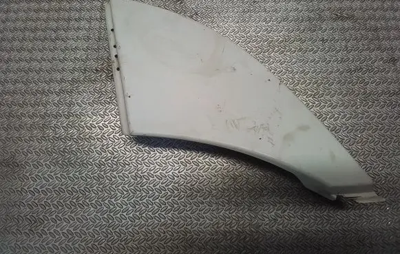 Under headlight/headlamp trim