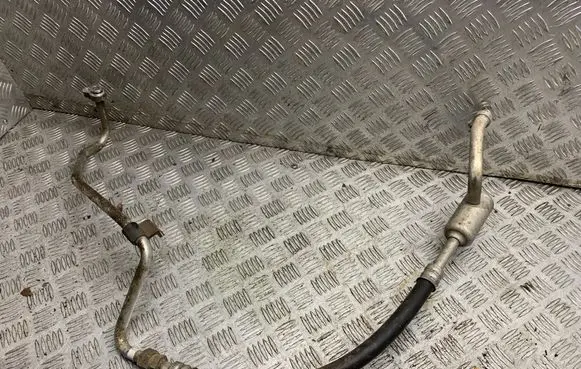 Nissan Pathfinder R50 Air conditioning (A/C) pipe/hose