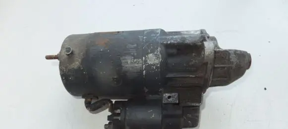 BMW 7 E32 Starter motor 0001218027
