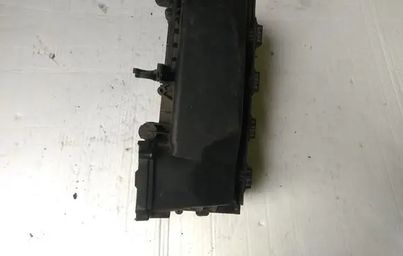 Citroen C3 Air filter box 9647066880 993250 993260