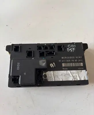 Mercedes-Benz E W211 Door control unit/module 2118201685