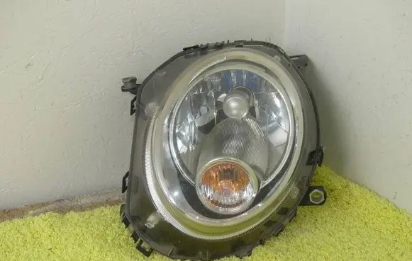 Mini One - Cooper Clubman R55 Headlight/headlamp 20-B112
