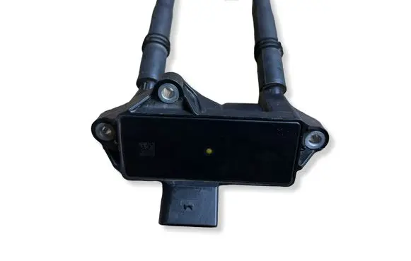 Mercedes-Benz E AMG W213 High voltage ignition coil A1779064202 ZB0021