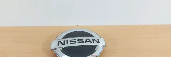 Nissan Qashqai J12 Manufacturer badge logo/emblem 628906UA0A