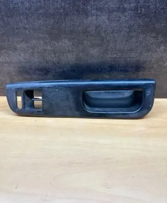 Volkswagen Golf IV Front door window switch trim 3B1867171D