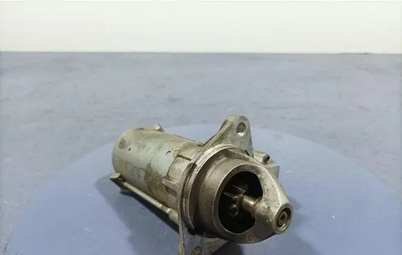 Ford Focus Starter motor 8V21-11000-BE
