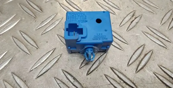 Toyota Yaris Horn signal 8665250010