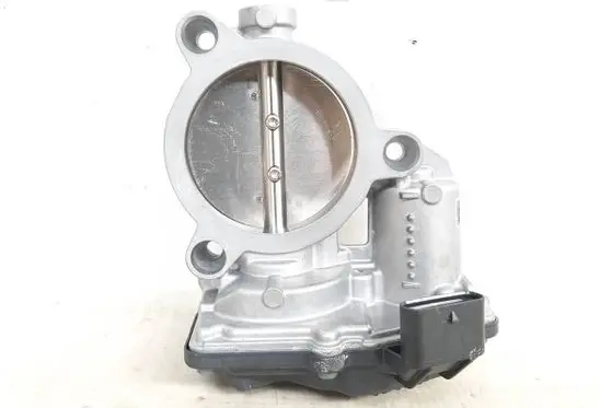BMW X5 G05 Throttle valve 7619008 13547619008