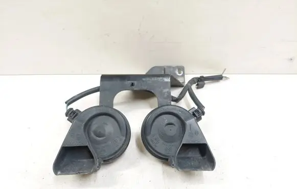 Audi A6 S6 C6 4F Horn signal 4F0951229 4F0951221