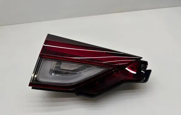 Mitsubishi Eclipse Cross Tailgate rear/tail lights 