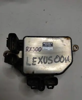 Lexus RX 300 Fan control module 8925748010 4993003071