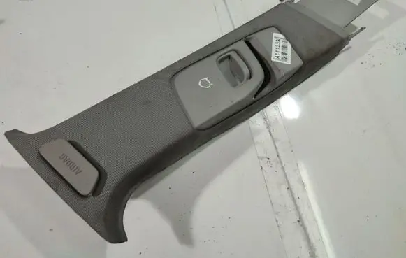 Opel Astra H (B) pillar trim (top) M1311390912