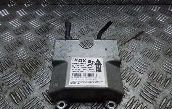 Opel Zafira B Airbag control unit/module 13246046 404745A2 327963935