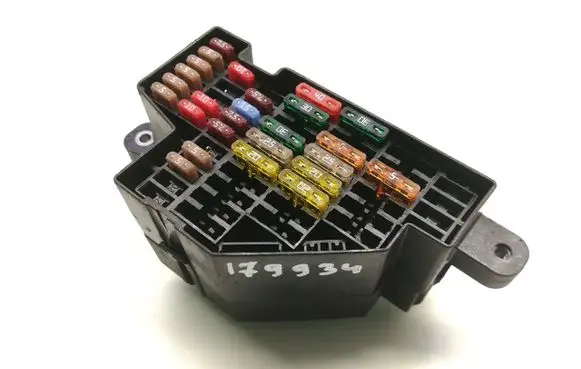 Skoda Superb B6 (3T) Fuse box set 205891SUA