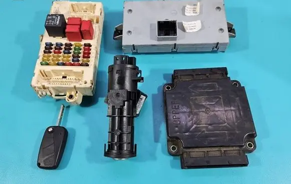 Fiat Stilo Engine control unit/module ECU 55186190 IMPRK1582083