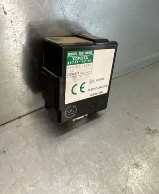 Toyota RAV 4 (XA20) Door central lock control unit/module 8974142151 2513000061