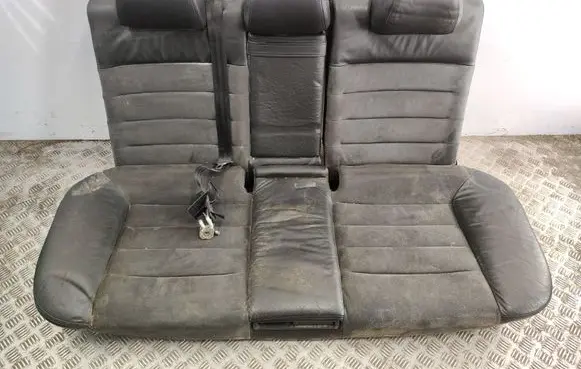 Rear seat