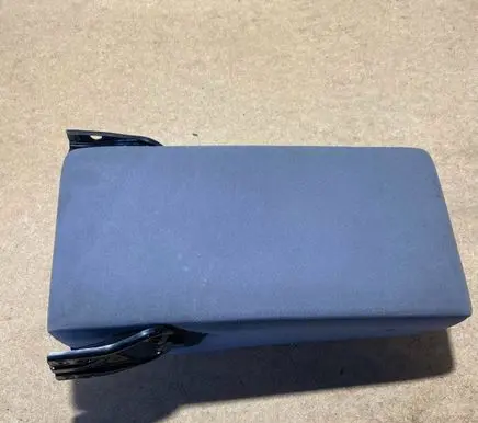 Mercedes-Benz E W124 Rear seat armrest 