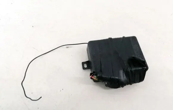 Seat Alhambra (Mk1) Alarm control unit/module 