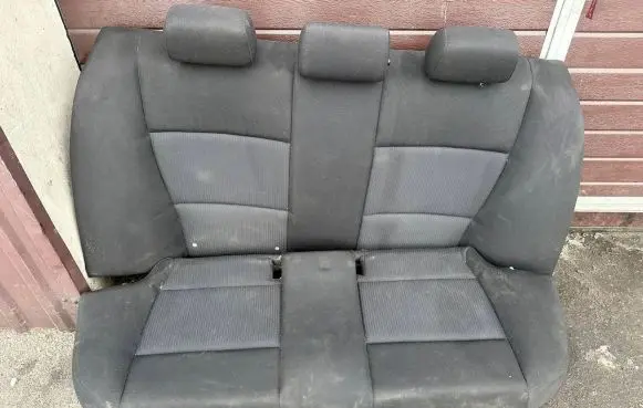 Rear seat