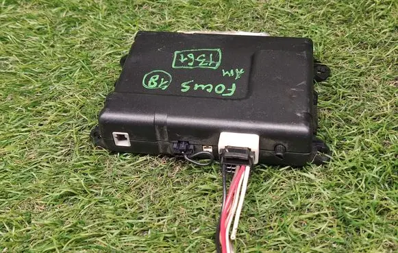 Ford Focus Central body control module JJ5J19G367AA