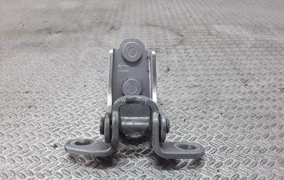 Honda Accord Rear door lower hinge