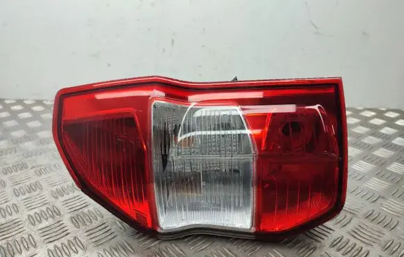 Ford Turneo Courier Rear/tail lights ET7613N004AD