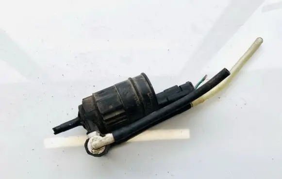 Renault Clio II Windscreen/windshield washer pump 7700430702