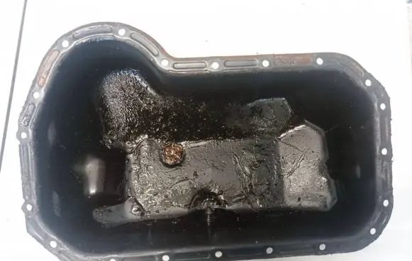 Volkswagen Golf II Oil sump 