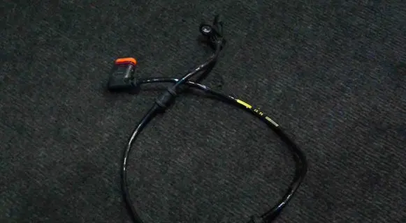 Mercedes-Benz CLS C218 X218 ABS rear brake sensor 