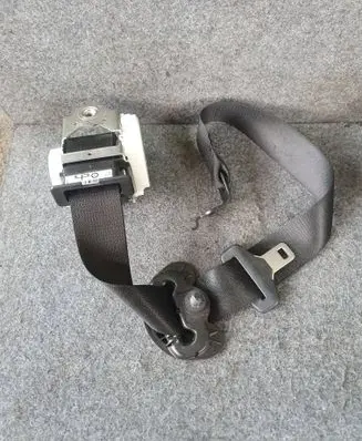 BMW 4 F32 F33 Front seatbelt 7265809 0C302